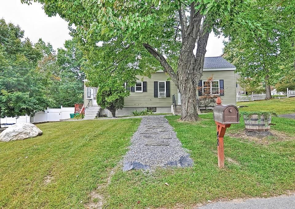 1st image of 48 Swan Ave