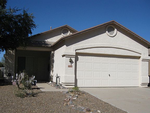2nd image of 7722 S Trumpet Vine Ave
