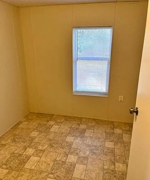 7587 Old Saint Augustine Rd — Photo 6