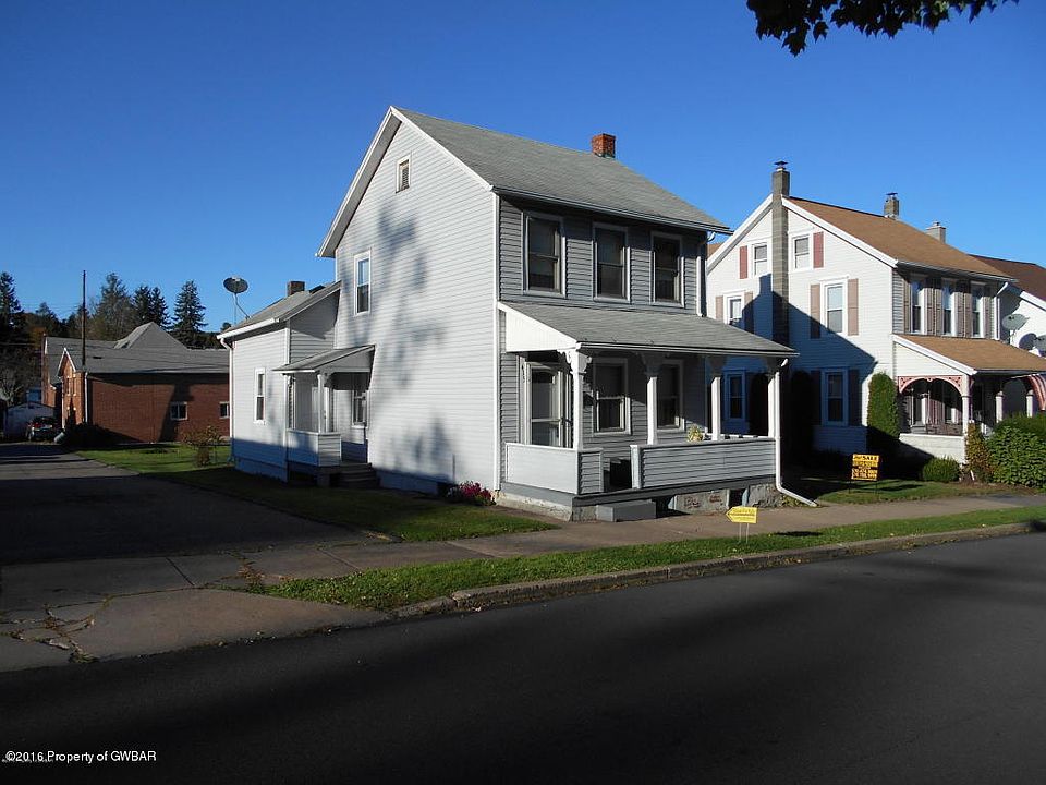 1st image of 415 Northumberland St