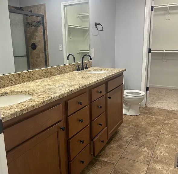 2604 Lazy Brook Ln — Photo 9