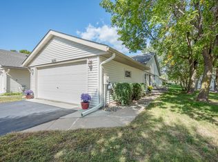 20292 Hunter Ct, Lakeville, MN 55044