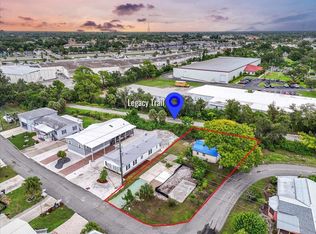 30 Hatchett Creek Rd, Venice, FL 34285