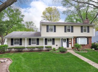 1121 George Ln, Naperville, IL 60540