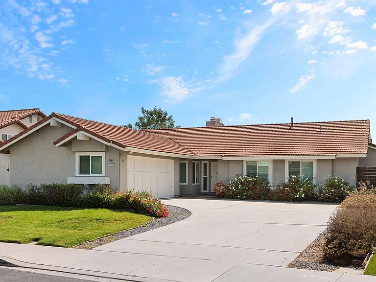 3607 Laredo St — Photo 1