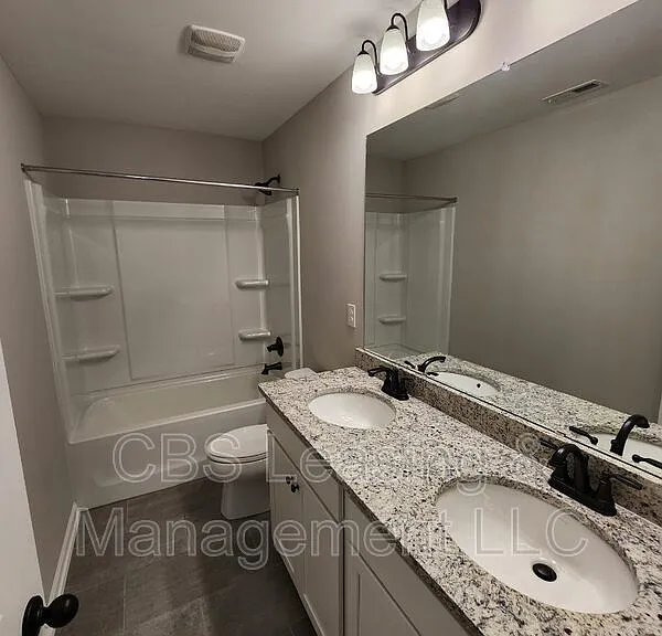 2112 Sequoia Dr — Photo 25