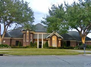 303 Apache Rd, Houma, LA 70360