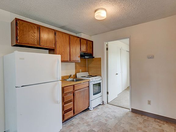 3rd image of 310 SE Midway Blvd #212