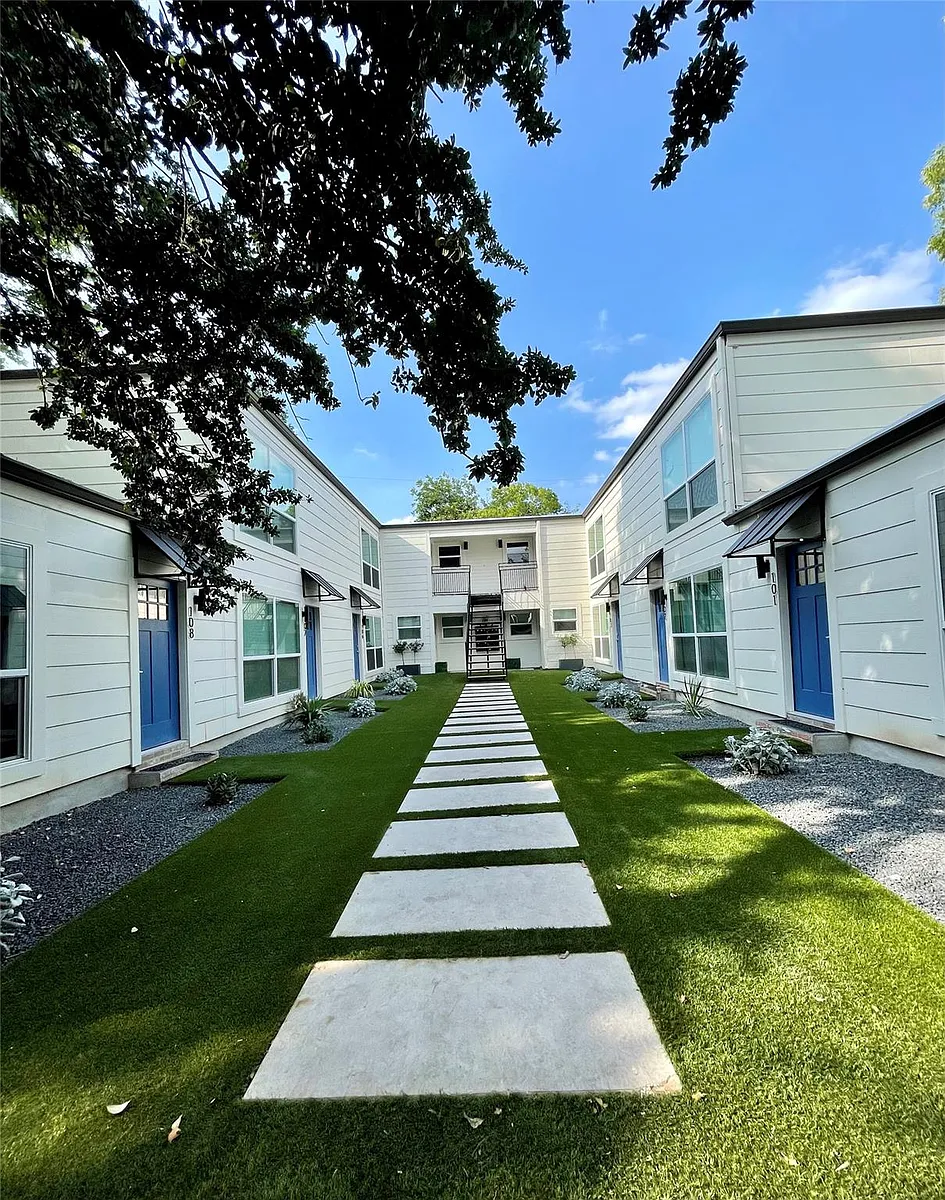 Building Photo - 1714 Enfield Rd #105