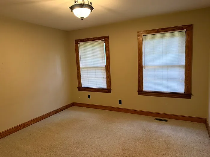 7226 Turnpike Rd — Photo 10