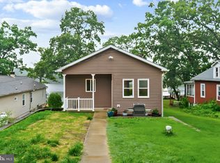 332 Riverside Dr, Pasadena, MD 21122