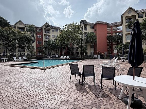 3rd image of 8160 Geneva Ct APT 202