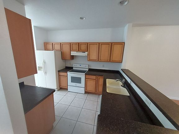 2nd image of 2935 NE 7th St APT 105