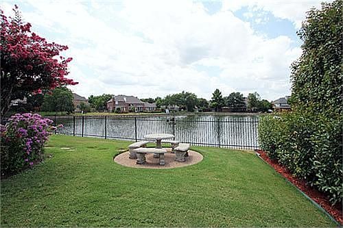 4th image of 950 Laguna Dr
