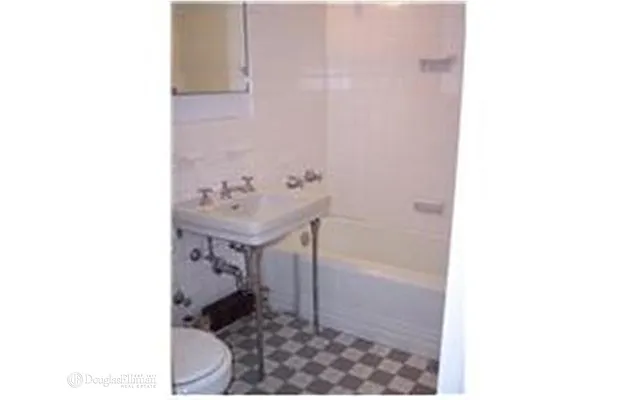 Rented by Douglas Elliman | media 32