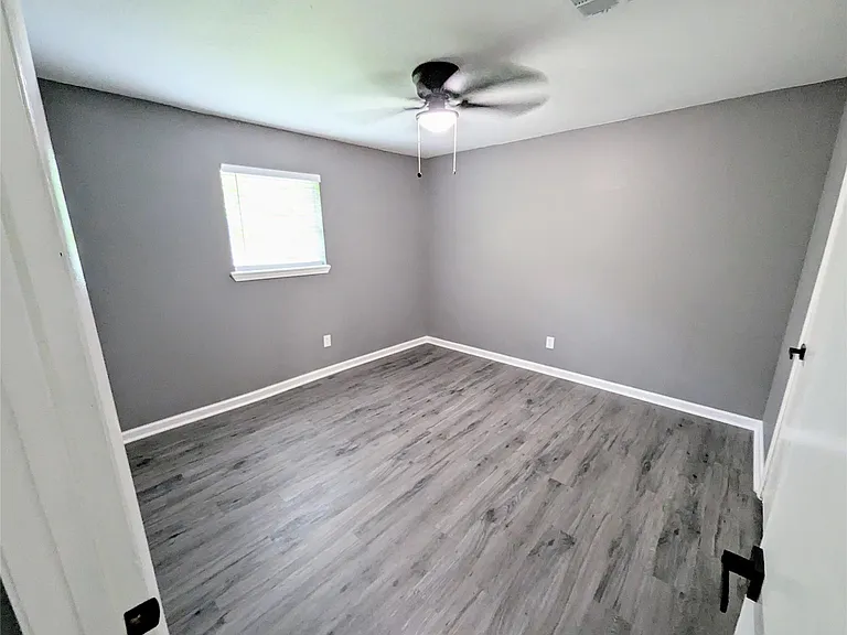 2015 Rosalee St #4 — Photo 13