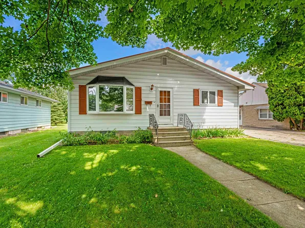 365 Salem Ave, Fond Du Lac, WI 54935