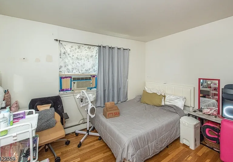 20 Halsey Ave #6 — Photo 9