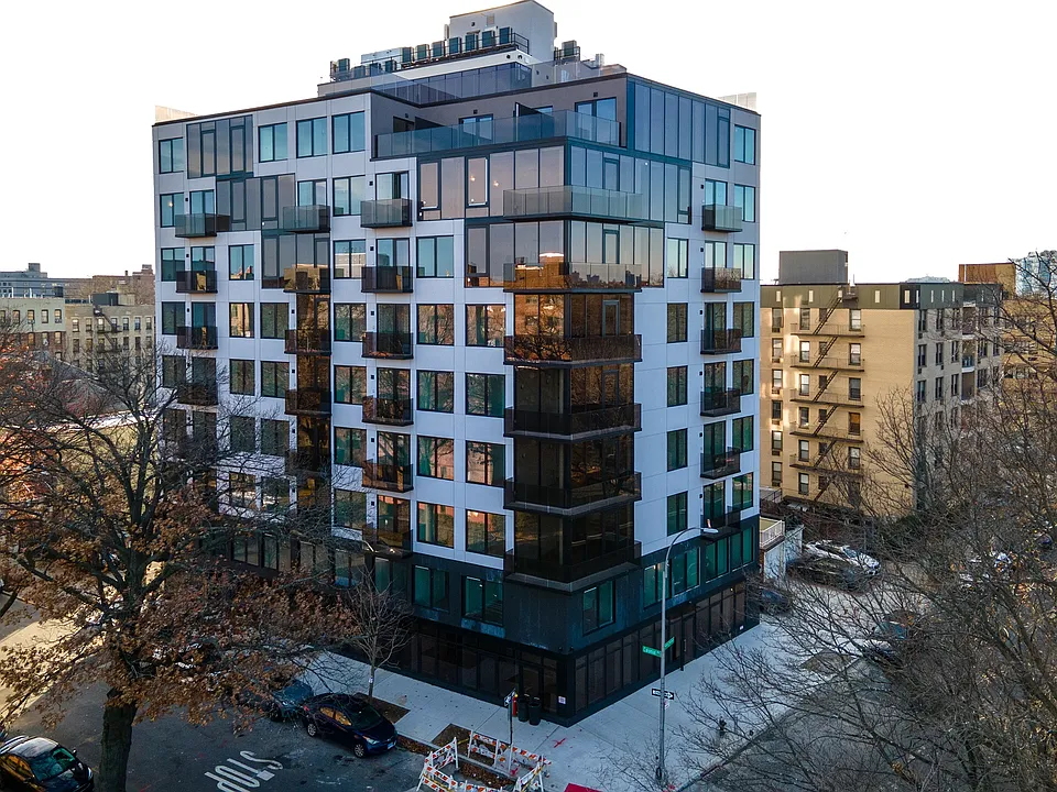 1890 Pelham Pkwy S #A7