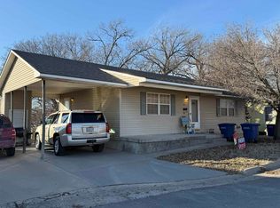 723 Cliff Dr, Augusta, KS 67010