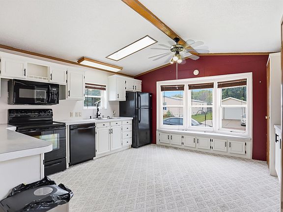 2nd image of 704 N Redbird Pl