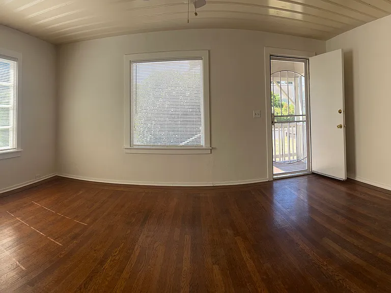 456 Springs Rd — Photo 7