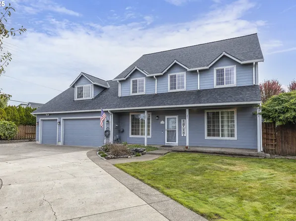 2390 NW Grenfell Loop, McMinnville, OR 97128