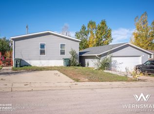 4302 Dakota Ct, Gillette, WY 82718
