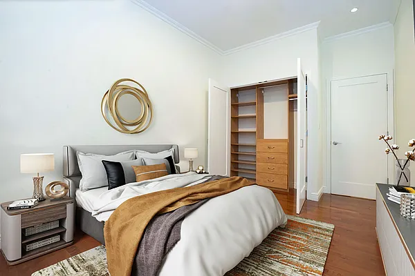 Rented by REAL New York | media 22