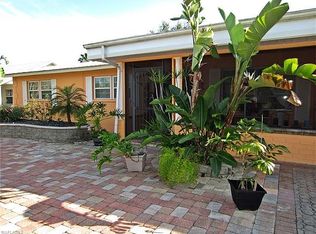1214 NE 4th Ter, Cape Coral, FL 33909