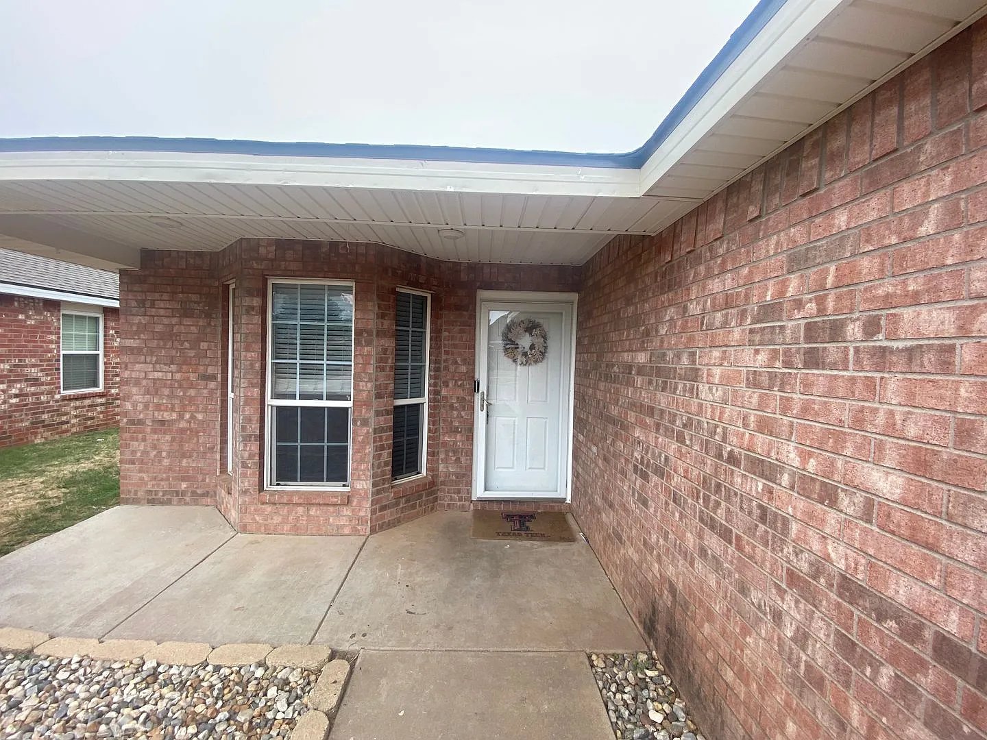 Southwest Lubbock Gem:6553 89th Street — Photo 2