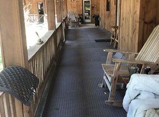 7188 Buchanan Dr, Saratoga, TX 77585