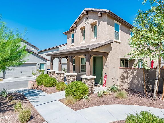 2nd image of 1848 N 208TH Avenue