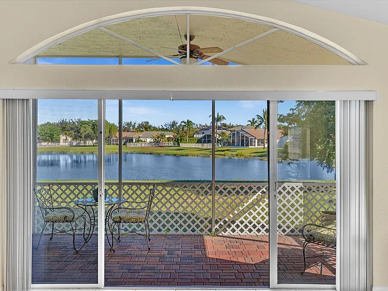 4194 Bluff Harbor Way — Photo 21
