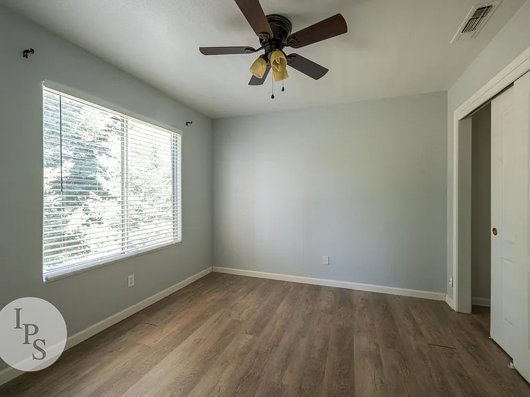 9471 N Whitehouse Dr — Photo 12