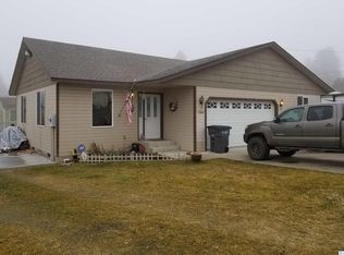 700 Swan Rd, Sunnyside, WA