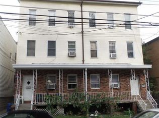 15-25 125th St, College Pt, NY 11356