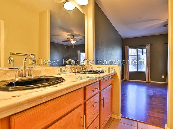 5th image of 525 N Miller Rd Unit 217