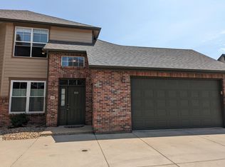 2220 S Vaughn Way APT 202, Aurora, CO 80014