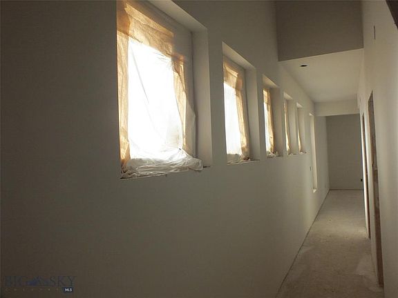 3rd image of 709 Half Pipe Unit B