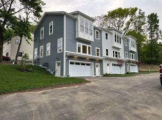 33 Dominion Rd #B, Worcester, MA 01605