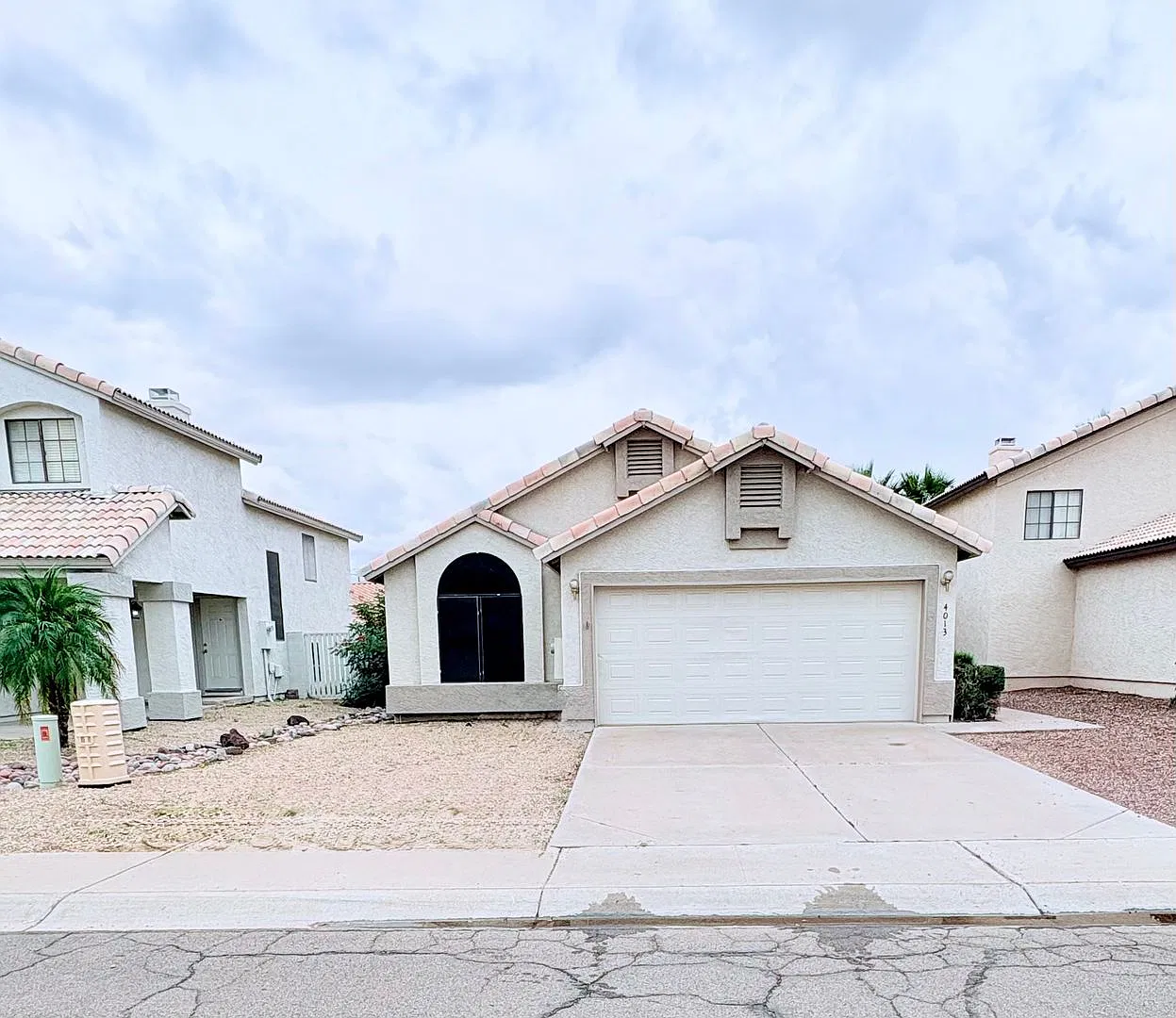 Available Now In Convenient Ahwatukee Location — Photo 1