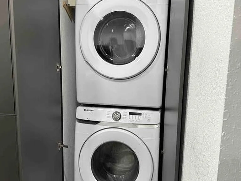 Washer/Dryer