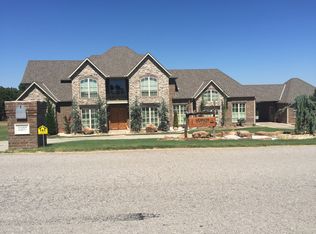 2257 Wintercreek Blvd, Blanchard, OK 73010