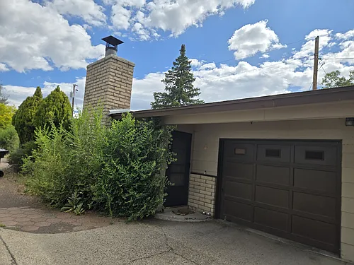 315 W Oak Ave #A Photo 1