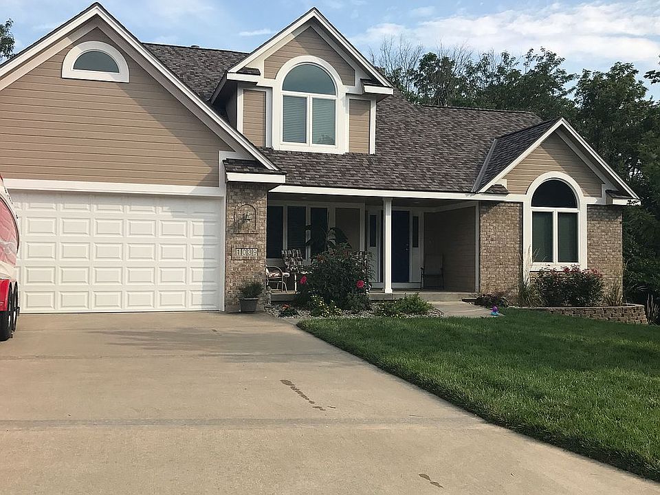 1st image of 1039 N Hanover Ct