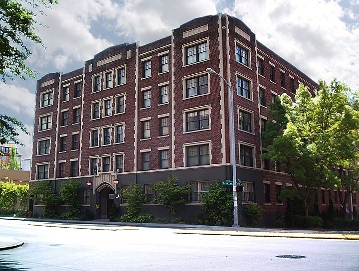 1st image of 1017 Boren Ave APT 106