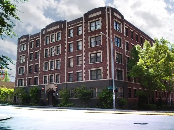 Discover Downtown Living at Chasselton Apartments, 1017 Boren Ave APT 106, Seattle, WA 98104