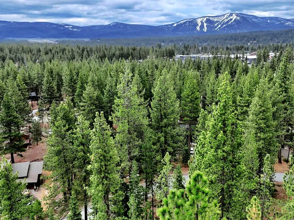 11098 Parkland Dr, Truckee, CA 96161