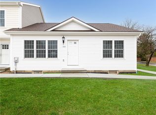 156 New Wickham Dr, Penfield, NY 14526